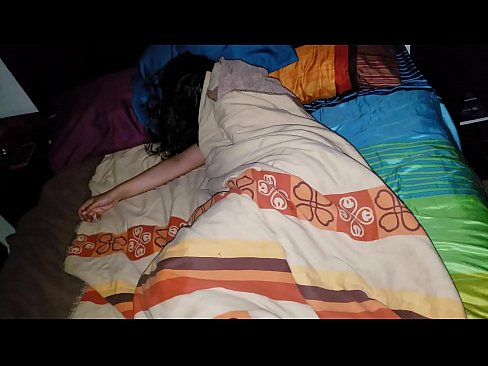 ❤️ Stepson yn curo ei lysfam ifanc tra mae hi'n cysgu. ️ Fideo ffwc ar cy.sexuria-net.ru